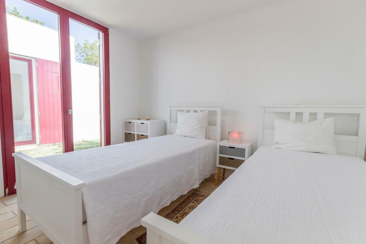 Holiday home Quinta Da Varzea Do Farelo Mexilhoeira Grande